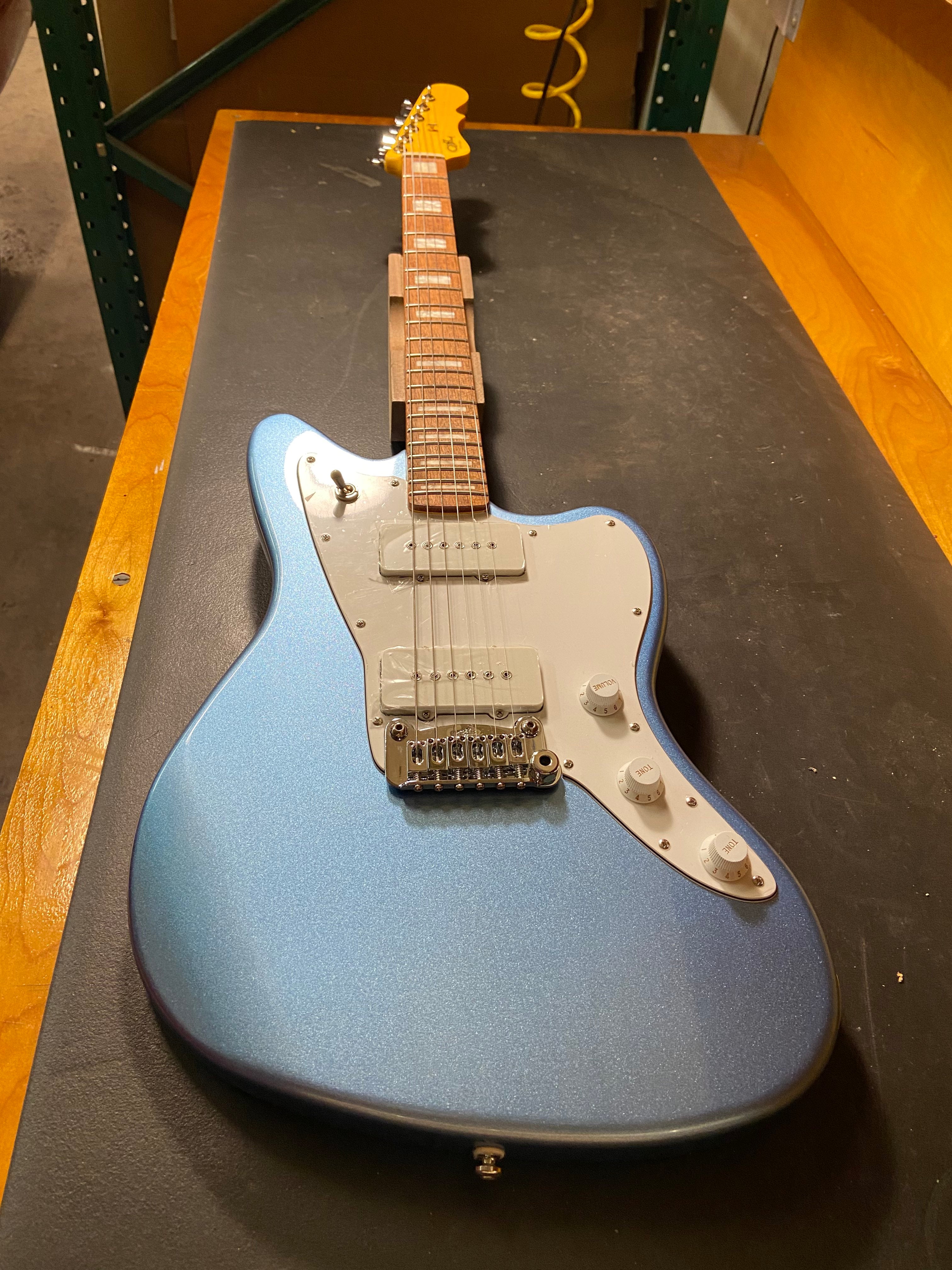 G L Tribute Doheny Electric Guitar B-Stock $400