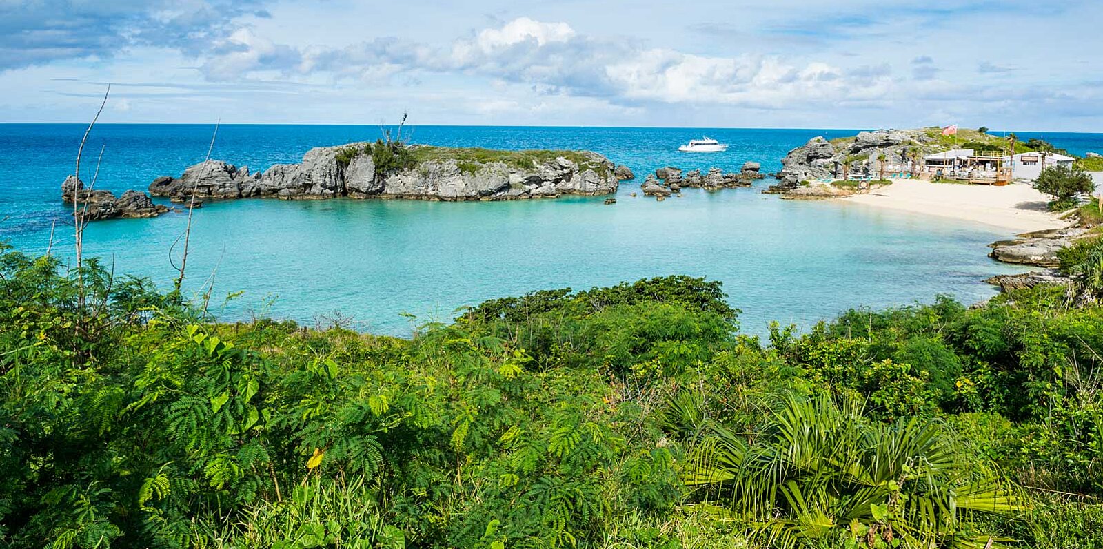 RT Las Vegas to Bermuda $300-$302 Airfares on American Airlines BE Limited Travel April - May 2024